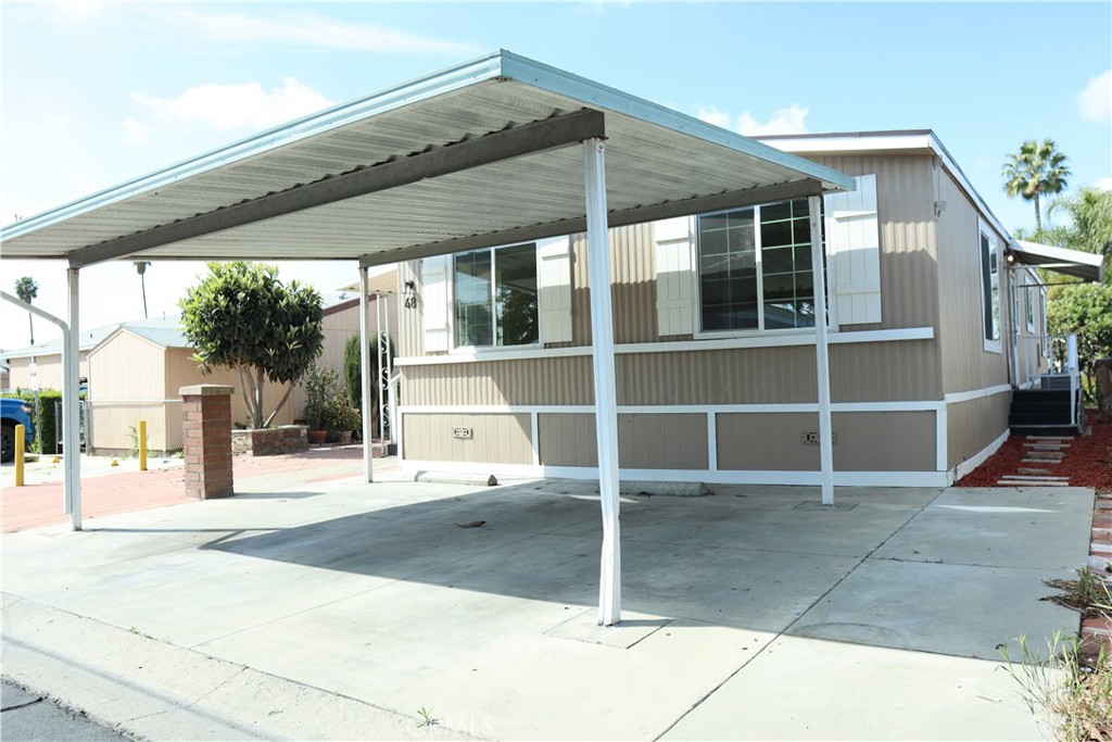 Properties 2 1855 E Riverside Drive 48