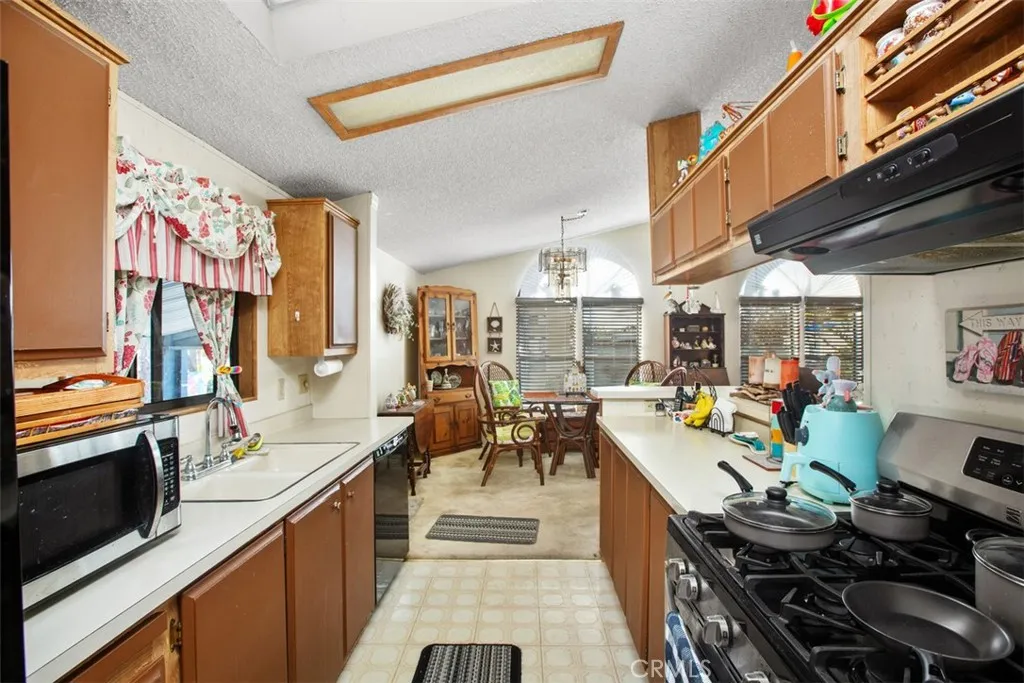 Laguna Beach, California 92651, United States, 3 Bedrooms Bedrooms, ,2 BathroomsBathrooms,Residential,Active,85676