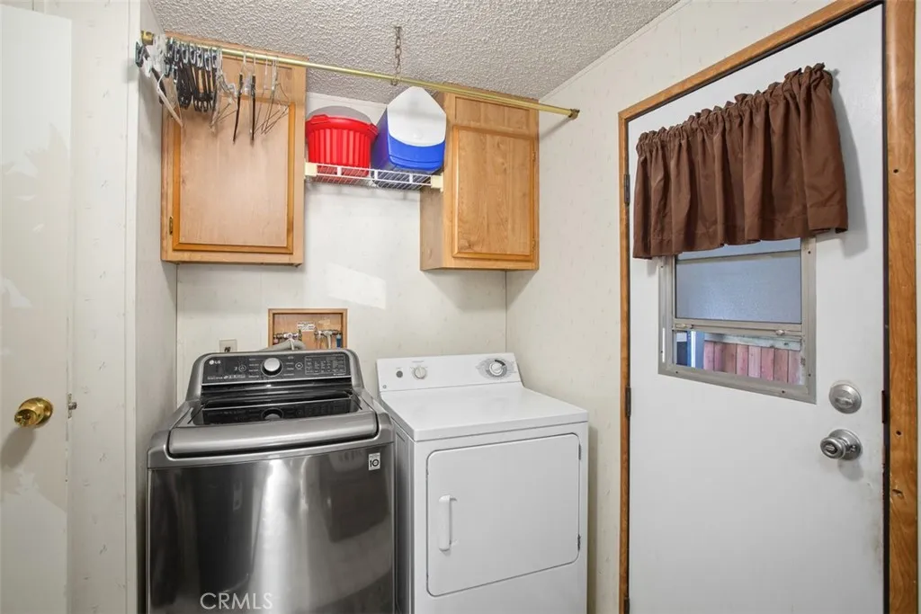 Laguna Beach, California 92651, United States, 3 Bedrooms Bedrooms, ,2 BathroomsBathrooms,Residential,Active,85676