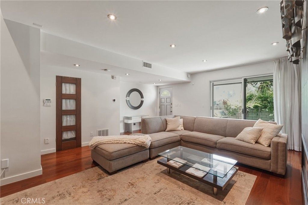 Photo of 13231 Fiji Way #H, Marina Del Rey, CA 90292 (MLS # OC26020127)