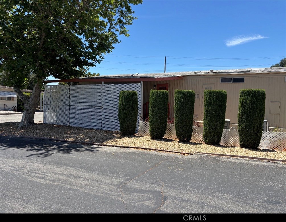 31130 South General Kearny Road 18
