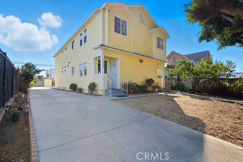 Photo of 1770 1772 W 22nd Street, Los Angeles, CA 90007 (MLS # SR25189847)