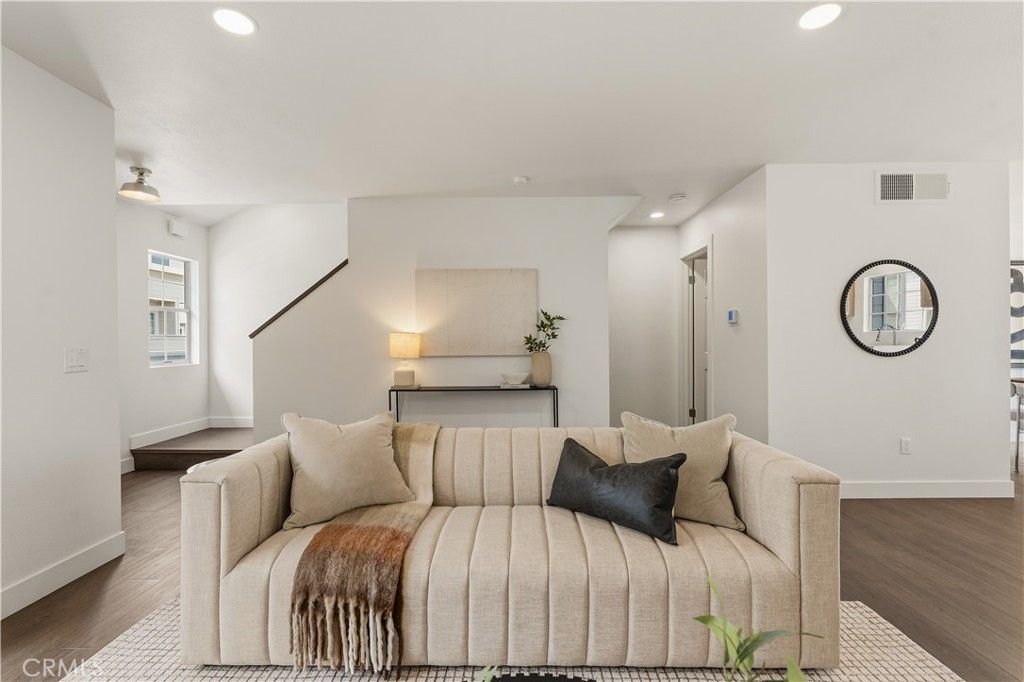 Photo of 2800 Plaza Del Amo #47, Torrance, CA 90503 (MLS # SB26058606)