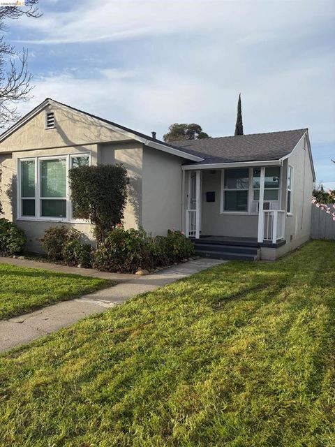 Photo of 1112 1112 W 8Th St St, Antioch, CA 94509 (MLS # 41125718)