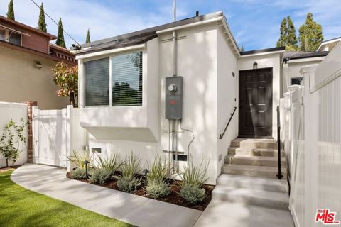 Photo of 1511 Selby Avenue #1511 1/2, Los Angeles, CA 90024 (MLS # 26794269)