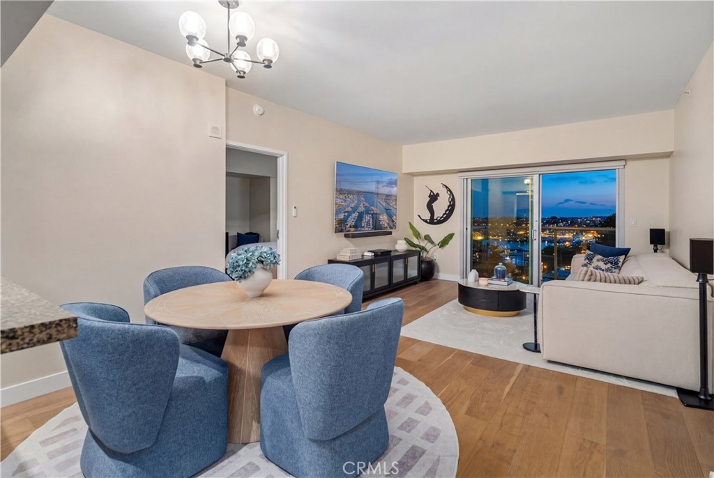 13700 Marina Pointe Drive 816