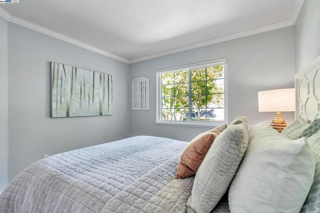 BROOKVIEW - Residential