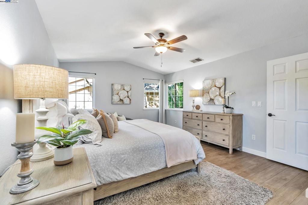 BROOKVIEW - Residential