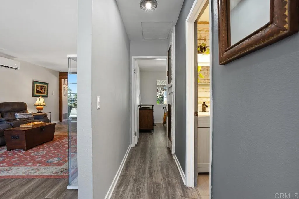 Oceanside, California 92056, United States, 2 Bedrooms Bedrooms, ,1 BathroomBathrooms,Residential,Active,204410