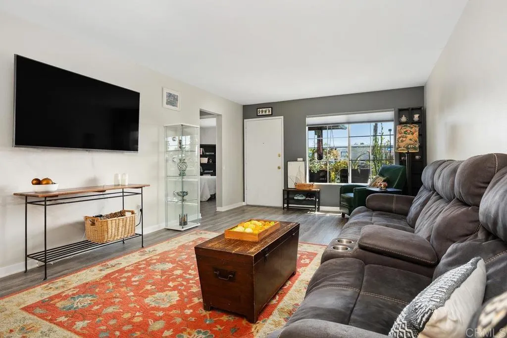 Oceanside, California 92056, United States, 2 Bedrooms Bedrooms, ,1 BathroomBathrooms,Residential,Active,204410