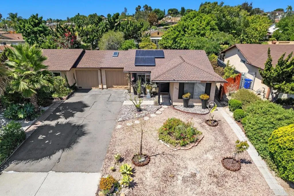 Oceanside, California 92056, United States, 2 Bedrooms Bedrooms, ,1 BathroomBathrooms,Residential,Active,204410