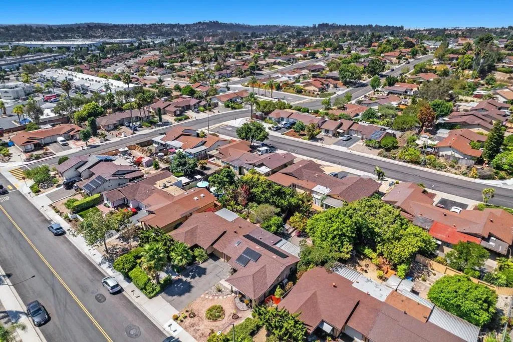 Oceanside, California 92056, United States, 2 Bedrooms Bedrooms, ,1 BathroomBathrooms,Residential,Active,204410