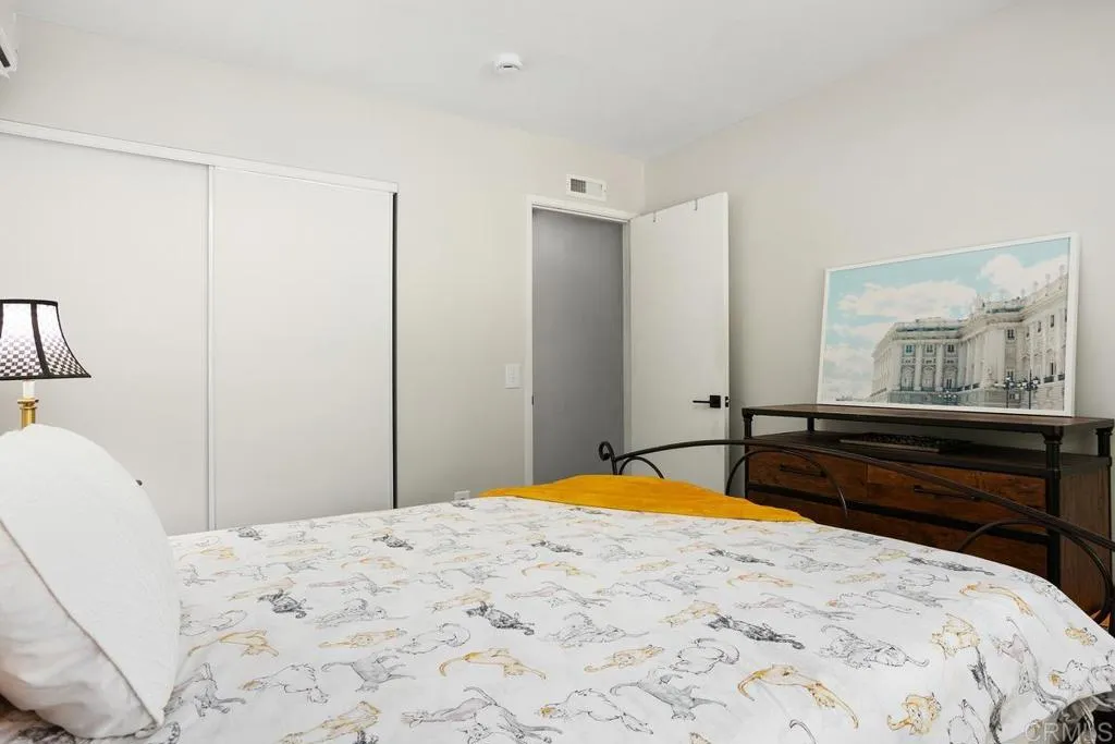 Oceanside, California 92056, United States, 2 Bedrooms Bedrooms, ,1 BathroomBathrooms,Residential,Active,204410