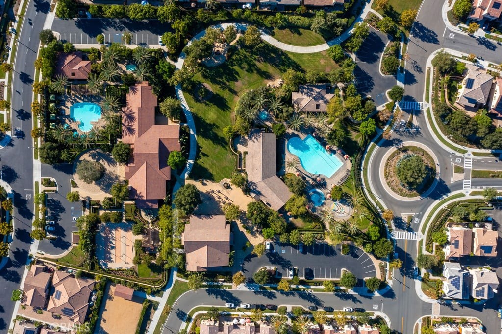 Mariposa - Residential