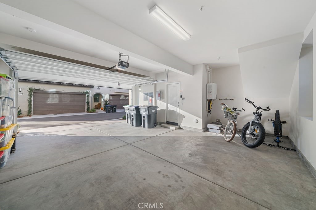 Mariposa - Residential