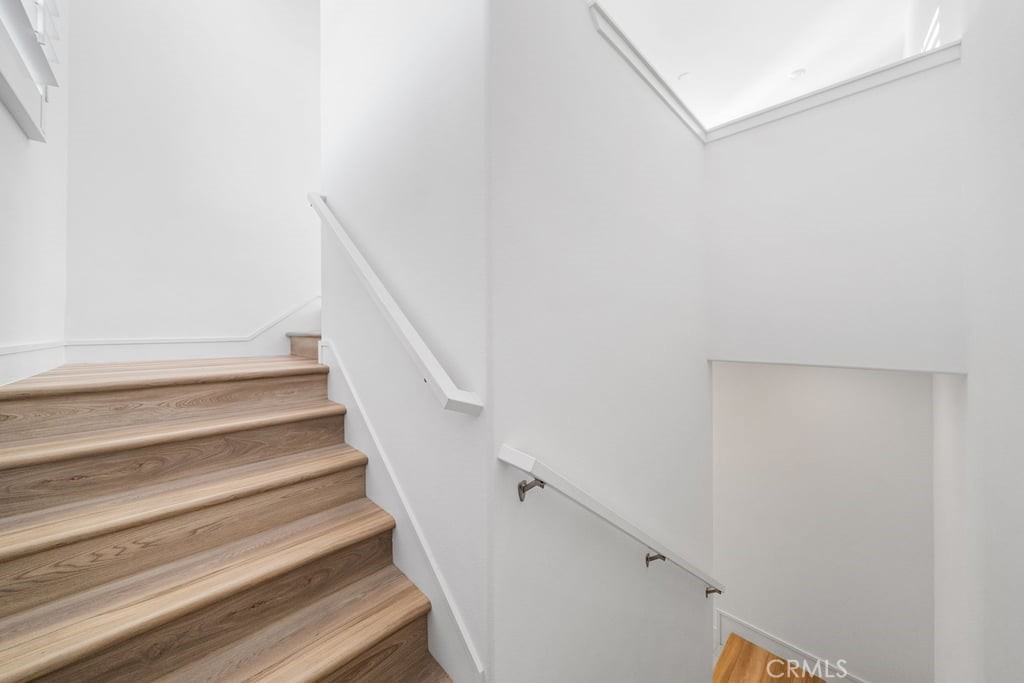 Mariposa - Residential