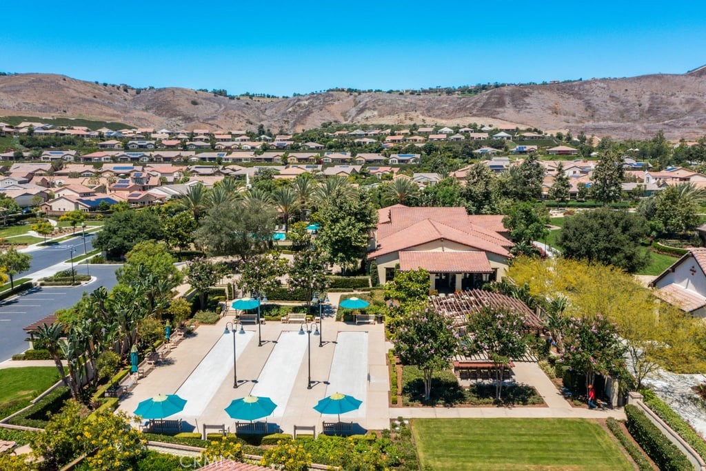 Mariposa - Residential