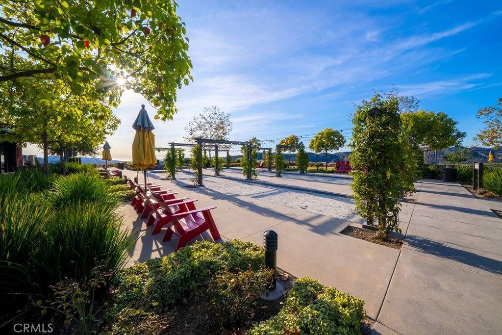 Mariposa - Residential