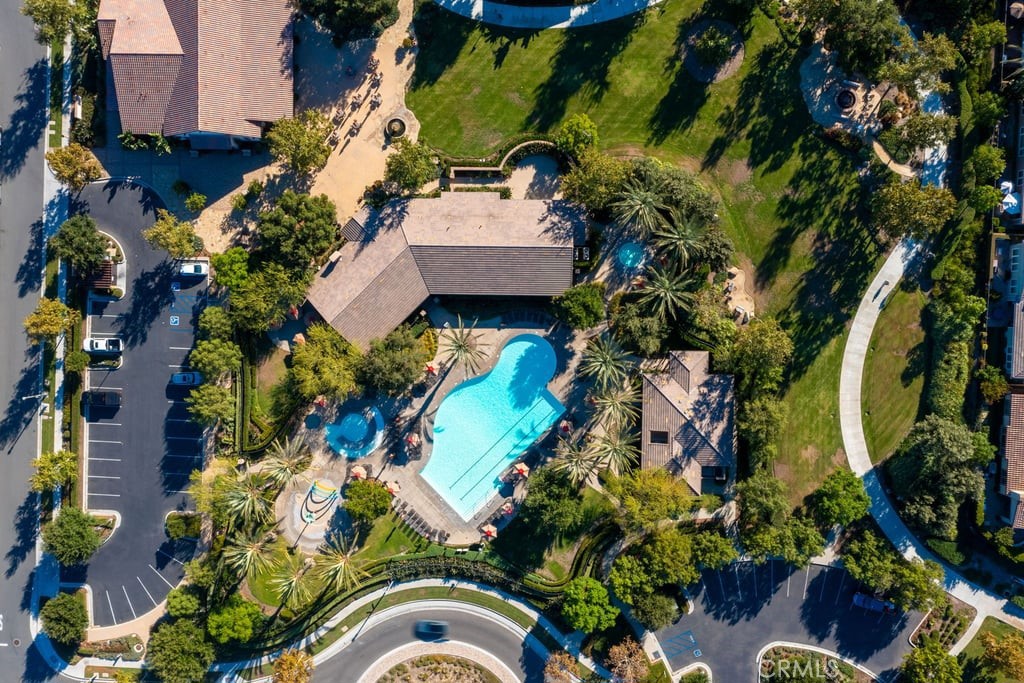 Mariposa - Residential