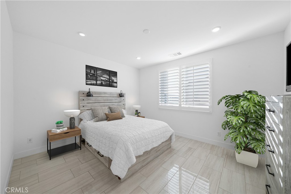 Mariposa - Residential