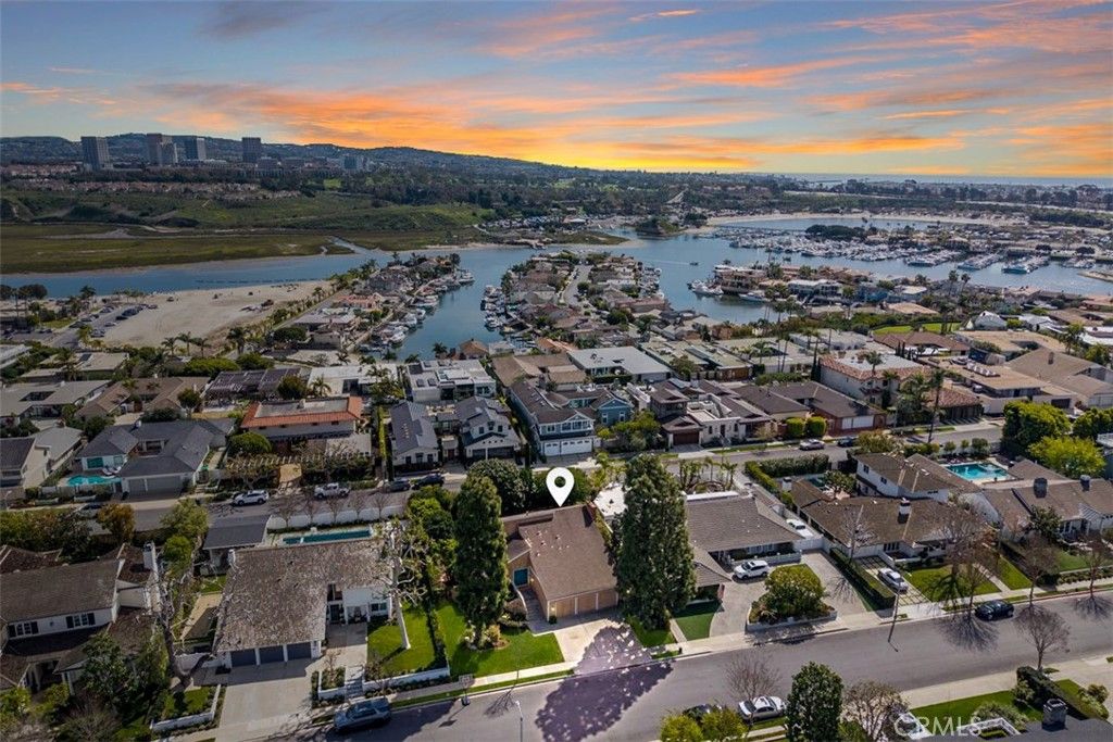 Photo of 1208 Somerset Ln, Newport Beach, CA 92660 (MLS # OC26039628)