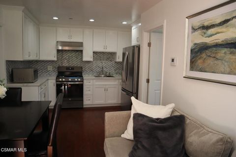 Photo of 18600 Ingomar Street #18598, Reseda, CA 91335 (MLS # 226001352)