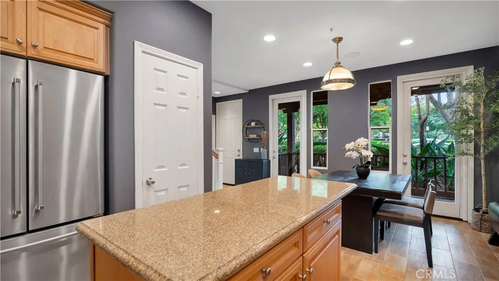 Irvine, California 92603, United States, 3 Bedrooms Bedrooms, ,3 BathroomsBathrooms,Residential,Active,218478