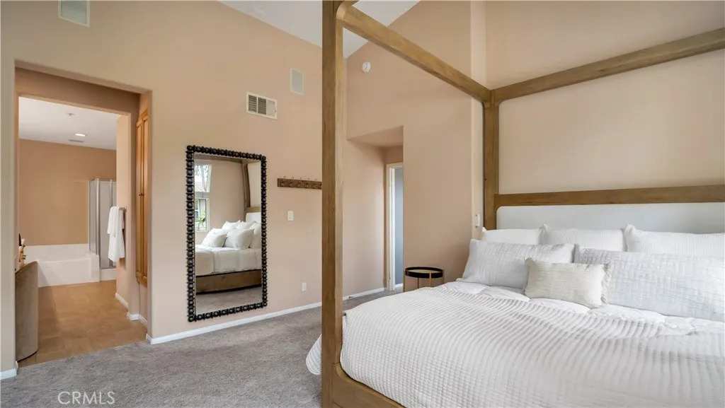 Irvine, California 92603, United States, 3 Bedrooms Bedrooms, ,3 BathroomsBathrooms,Residential,Active,218478