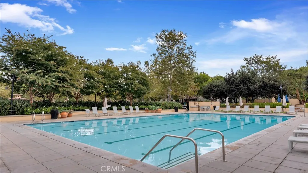 Irvine, California 92603, United States, 3 Bedrooms Bedrooms, ,3 BathroomsBathrooms,Residential,Active,218478