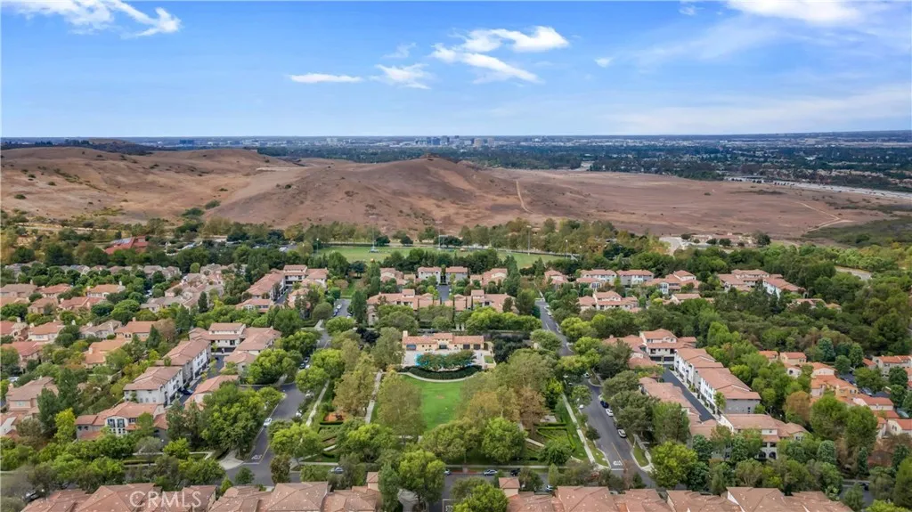 Irvine, California 92603, United States, 3 Bedrooms Bedrooms, ,3 BathroomsBathrooms,Residential,Active,218478