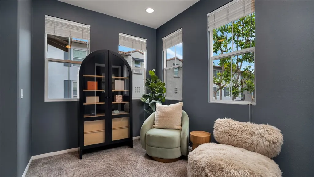 Irvine, California 92603, United States, 3 Bedrooms Bedrooms, ,3 BathroomsBathrooms,Residential,Active,218478