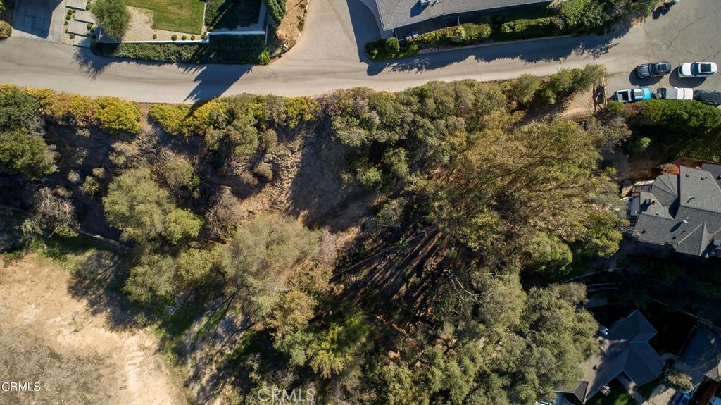 3226 MENLO Drive