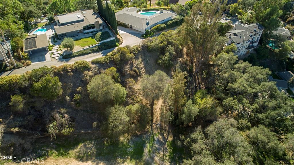 3226 MENLO Drive