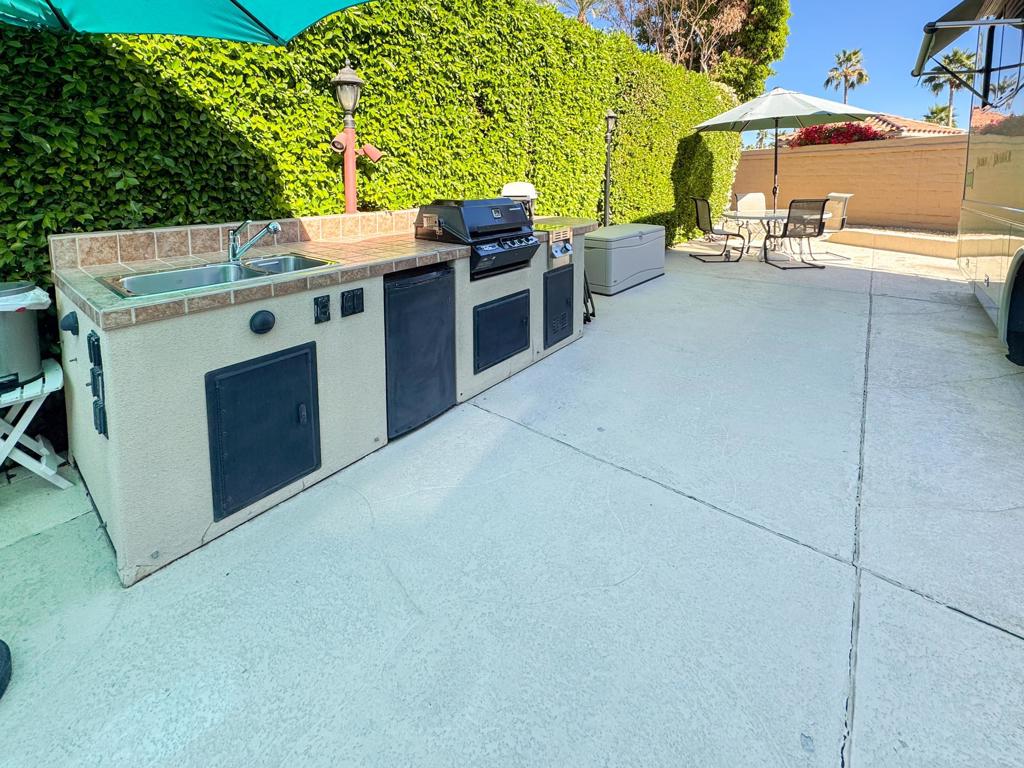 80394 Ave 48 105