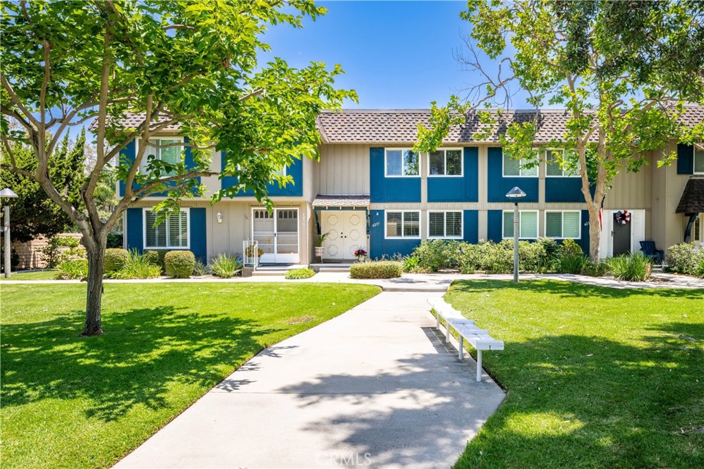 4237 Larwin