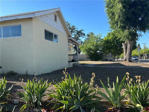 Tiny photo for 2103 Riverside AVE, Paso Robles, CA 93446 (MLS # SC26102017)