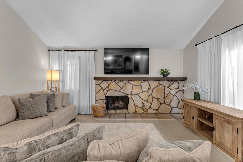 47395 Monroe Street 102