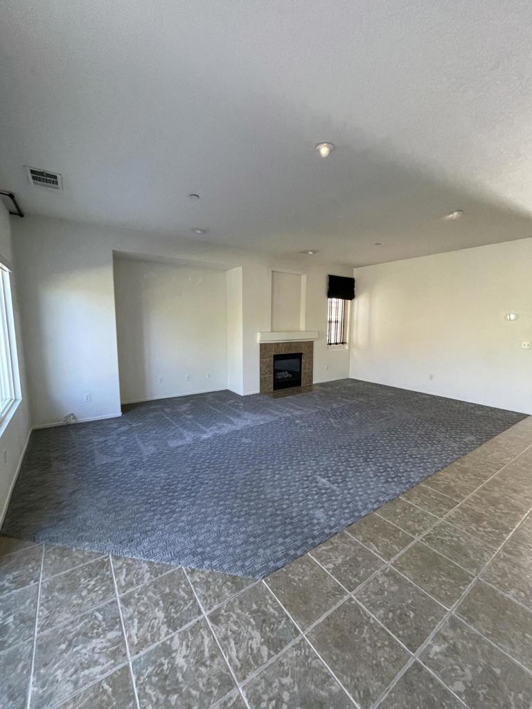 Mountain Gate - Residential Lease