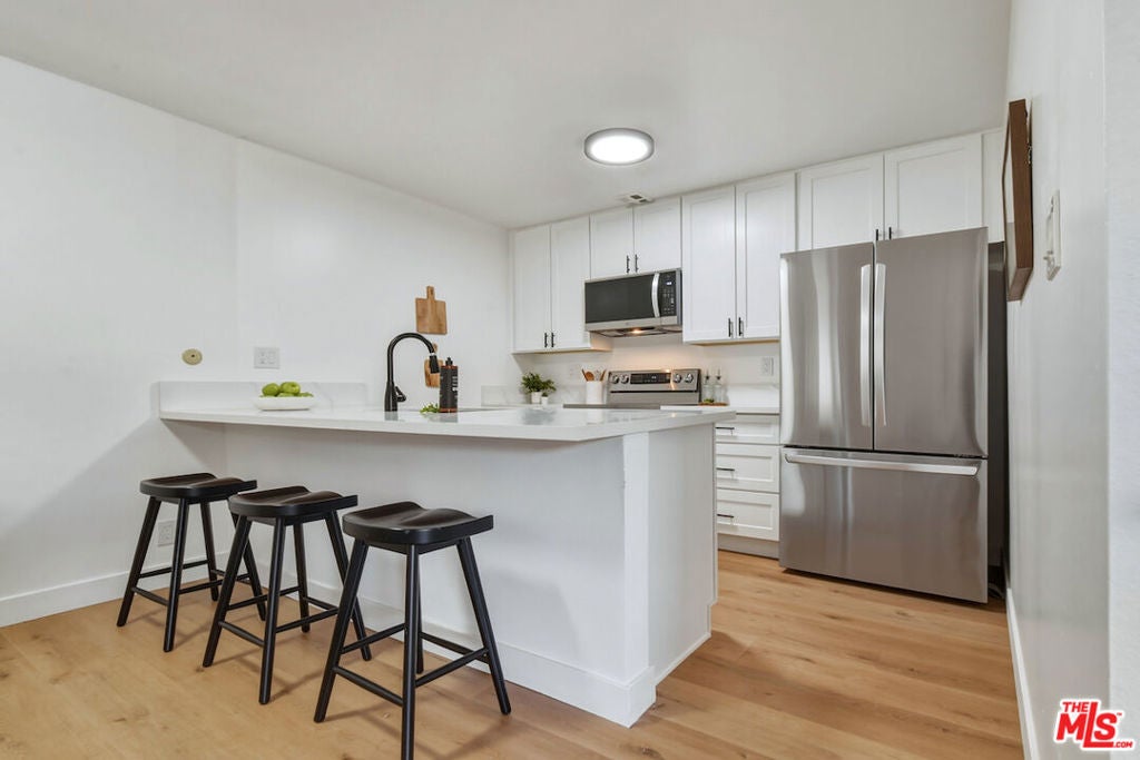 5403 Newcastle Avenue 19