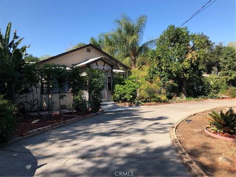 9019 Noble Avenue North Hills CA 91343