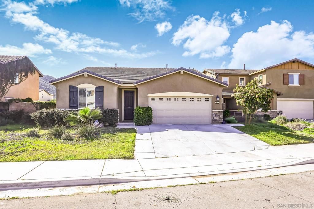 Photo of 29437 Big Country Ct Ct, Winchester, CA 92596 (MLS # 260002745SD)