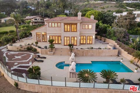 4996 Puesta Del Sol Street Malibu CA 90265