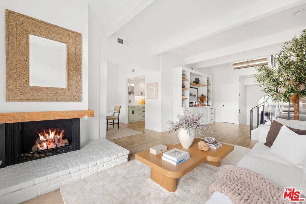 1618 Michael Lane, Los Angeles CA 90272