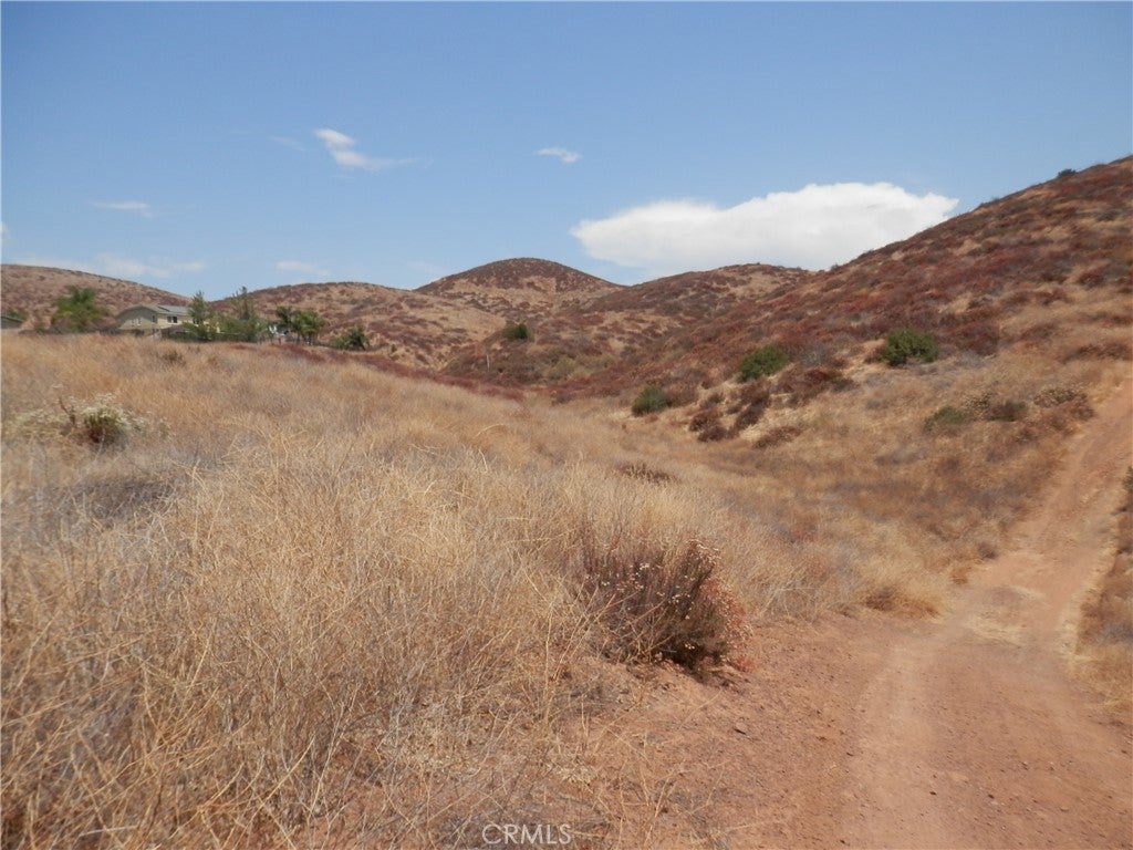 0 C Acacia Street