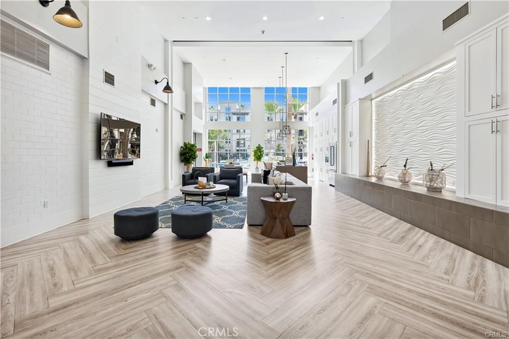 Avenue One (AVE1) - Residential Lease