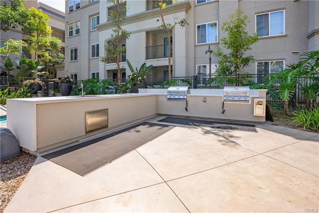 Avenue One (AVE1) - Residential Lease
