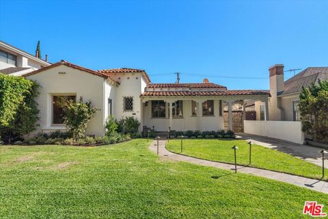 Photo of 208 S Rodeo Drive, Beverly Hills, CA 90212 (MLS # 25608641) Photo of 208 S Rodeo Drive, Beverly Hills, CA 90212 (MLS # 25608641)