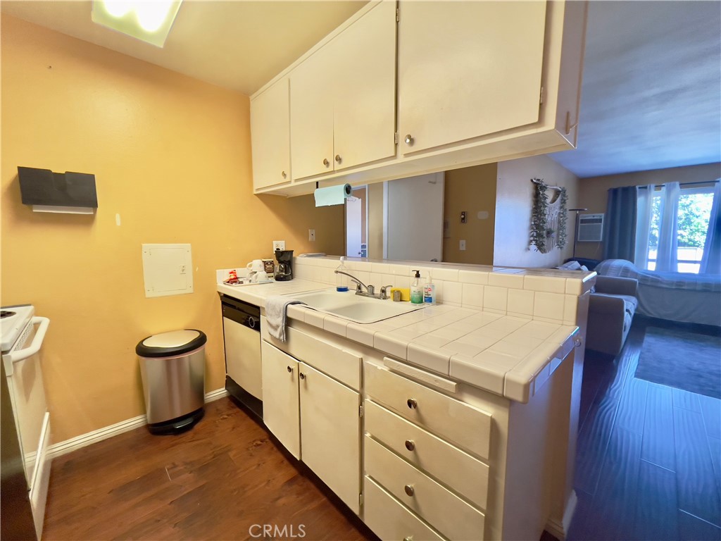 Park Estates (PE) - Residential Lease