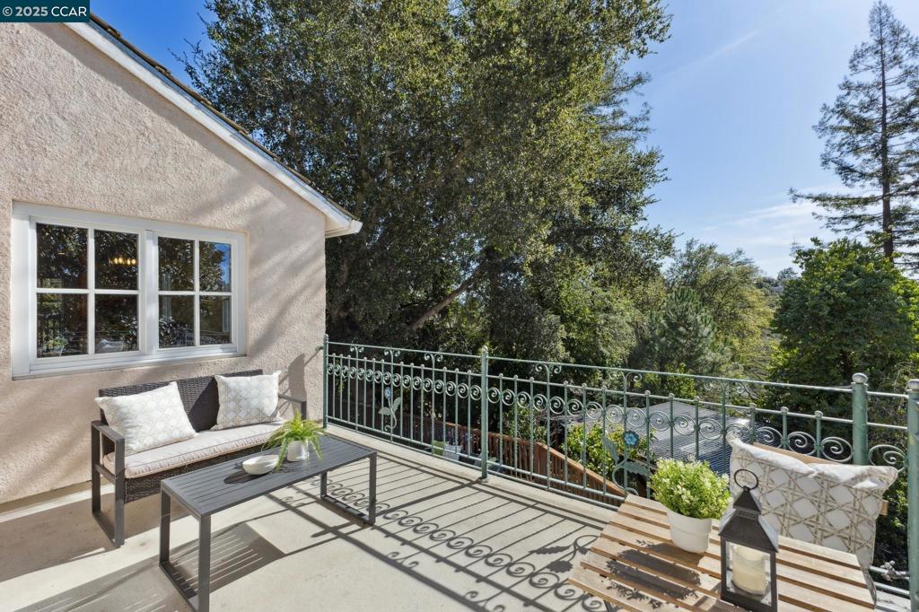 SLEEPY HOLLOW - Residential