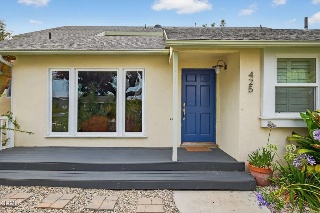 Ventura, California 93003, United States, ,Residential,Pending,186136